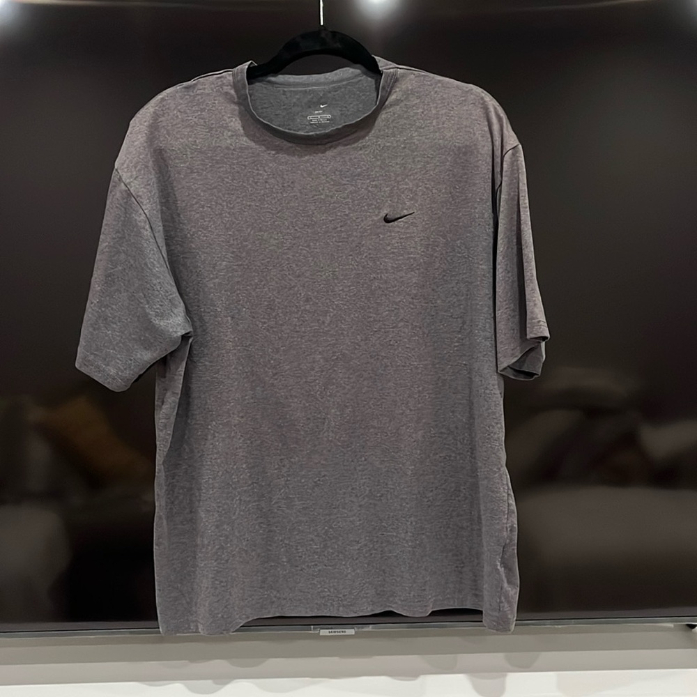 Nike T-shirt